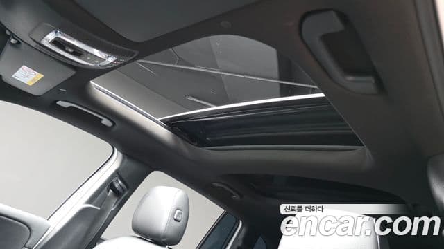 Mercedes-Benz GLB-Class 2024 — ფოტო 19/20