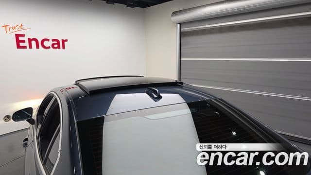 Volvo S60 2023 — ფოტო 17/37