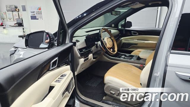 Kia Carnival 2024 — Şəkil 10/20