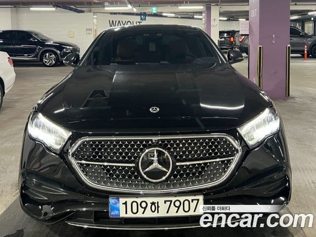 Mercedes-Benz E-Class 2025 — фото 7 из 7