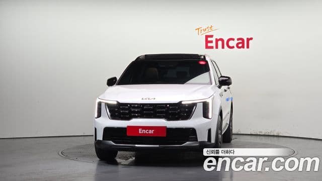 Kia Sorento 2023 — Фото 3/20