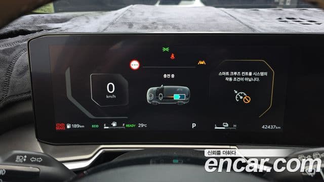 Kia Sorento 2023 — Фото 8/20