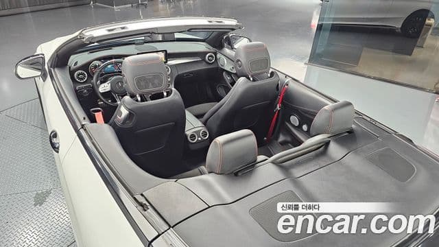 Mercedes-Benz C-Class 2019 — Şəkil 24/34