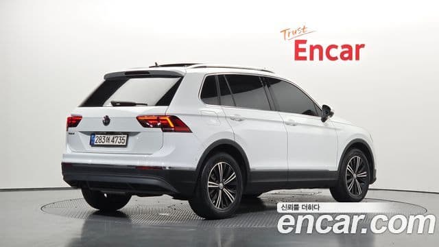 Volkswagen Tiguan 2020 — ფოტო 2/20