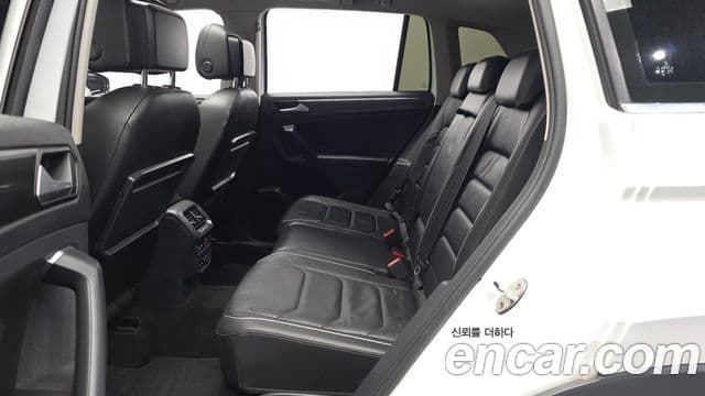 Volkswagen Tiguan 2020 — ფოტო 12/20