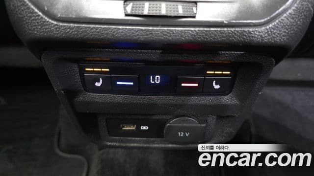 Volkswagen Tiguan 2020 — ფოტო 19/20