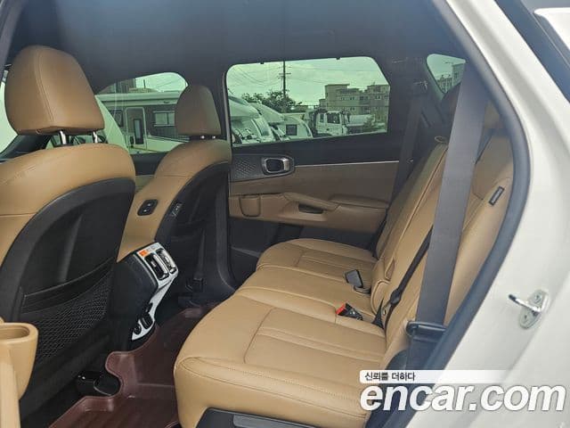 Kia Sorento 2025 — фото 9 из 20