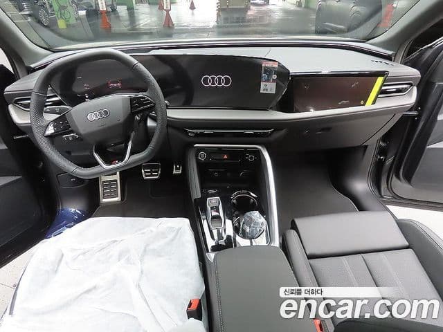 Audi Q5 2025 — ფოტო 10/20