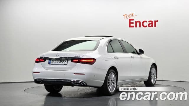 Mercedes-Benz E-Class 2023 — Şəkil 2/20