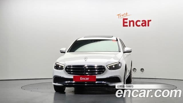 Mercedes-Benz E-Class 2023 — Şəkil 3/20