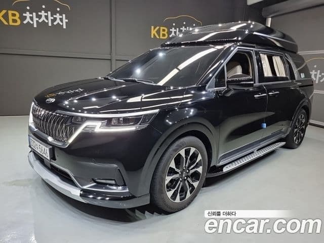 Kia Carnival 2021 — ფოტო 1/20