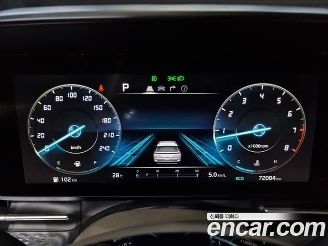 Kia Carnival 2021 — ფოტო 5/20