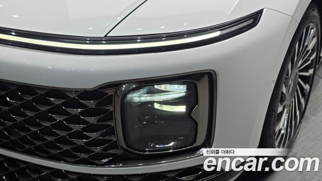 Hyundai Grandeur Hybrid 2022 — Photo 13/32