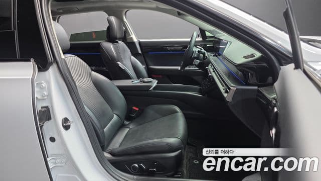 Hyundai Grandeur Hybrid 2022 — Photo 23/32