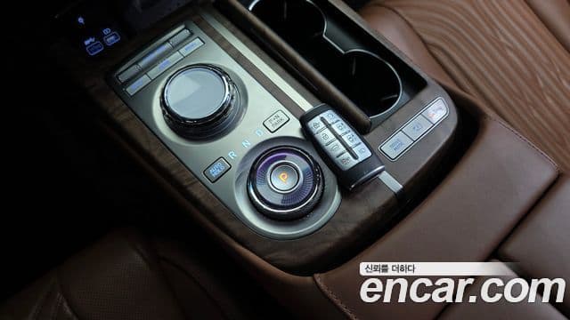 Genesis Electrified G80 2023 — фото 9 из 20