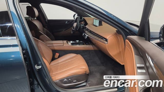 Genesis Electrified G80 2023 — фото 11 из 20