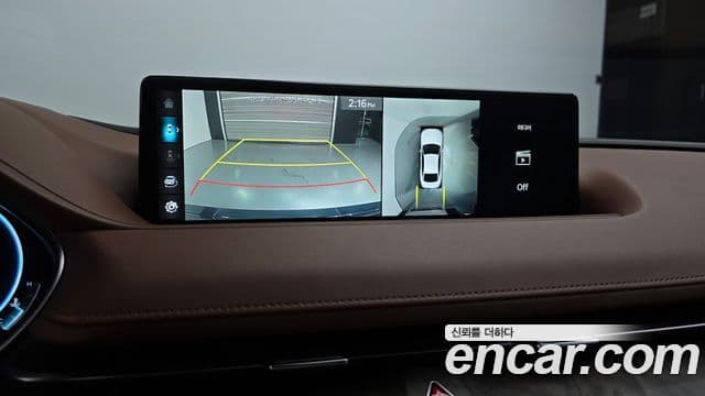 Genesis Electrified G80 2023 — фото 15 из 20