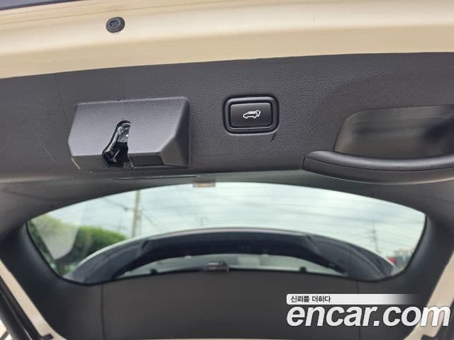 Kia Sportage 2024 — ფოტო 18/20