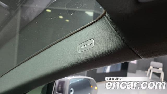 Audi Q7 2021 — ფოტო 14/34