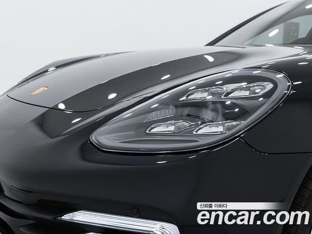 Porsche Panamera 2023 — Şəkil 16/19