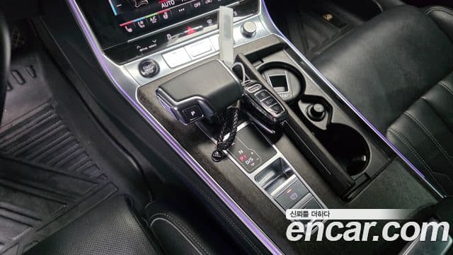 Audi A7 2021 — ფოტო 9/20
