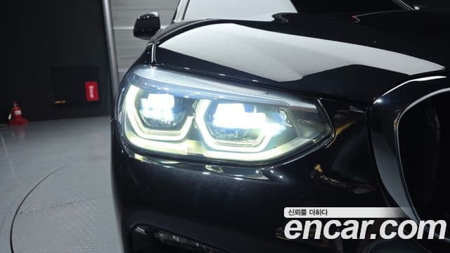 BMW X3 2021 — Photo 24/34