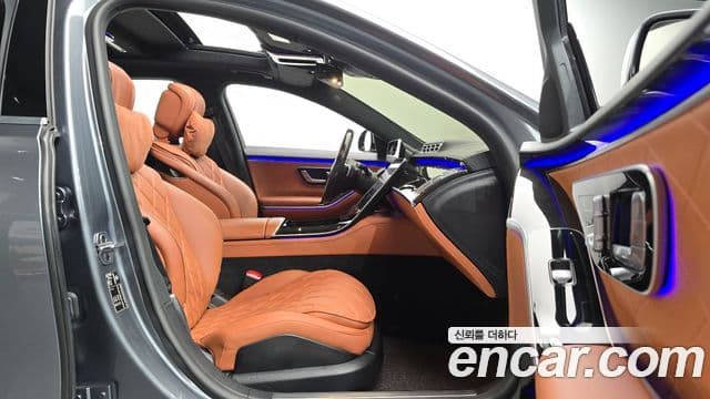 Mercedes-Benz S-Class 2022 — Photo 15/33