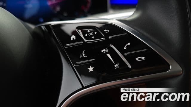 Mercedes-Benz S-Class 2022 — Photo 6/33