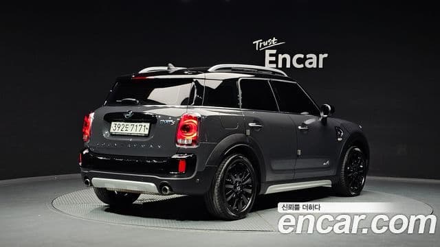 Mini Cooper S Countryman 2020 — ფოტო 2/20