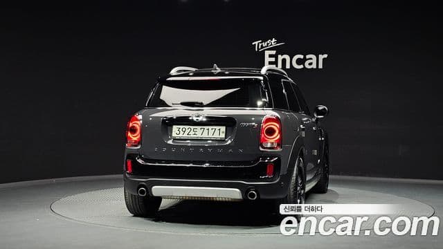 Mini Cooper S Countryman 2020 — ფოტო 4/20