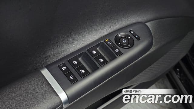 Hyundai Grandeur 2023 — Фото 15/20