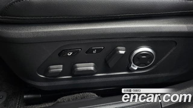 Hyundai Grandeur Hybrid 2023 — Şəkil 4/31
