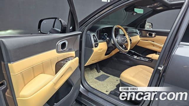 Kia Sorento 2023 — фото 10 из 20