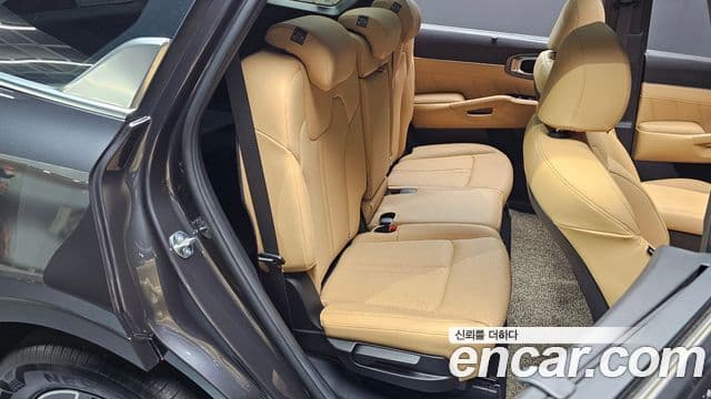 Kia Sorento 2023 — фото 12 из 20