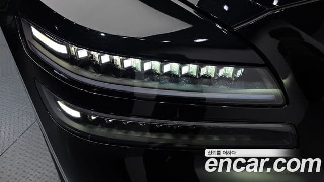 Genesis GV80 2024 — ფოტო 31/33