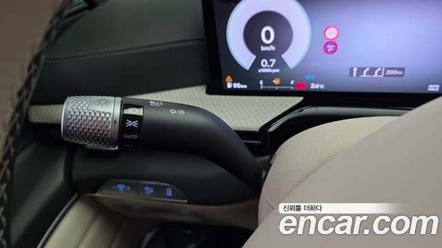 Genesis GV80 2024 — ფოტო 25/33