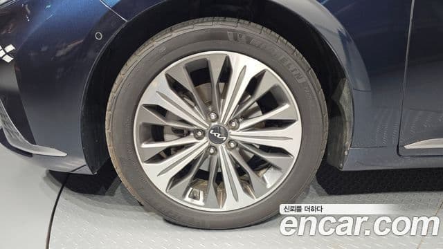 Kia K8 2023 — ფოტო 5/20