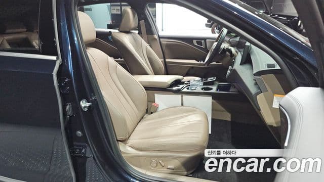 Kia K8 2023 — ფოტო 12/20