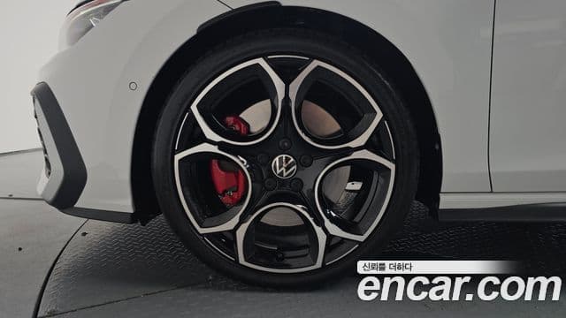 Volkswagen Golf 2026 — Şəkil 5/20