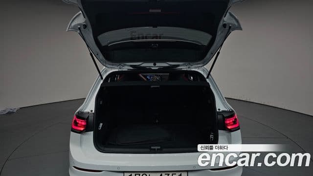 Volkswagen Golf 2026 — Şəkil 20/20