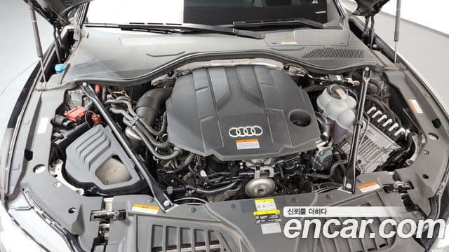 Audi A8 2023 — ფოტო 6/20