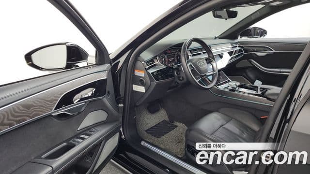 Audi A8 2023 — ფოტო 10/20