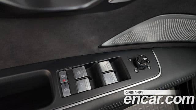 Audi A8 2023 — ფოტო 20/20
