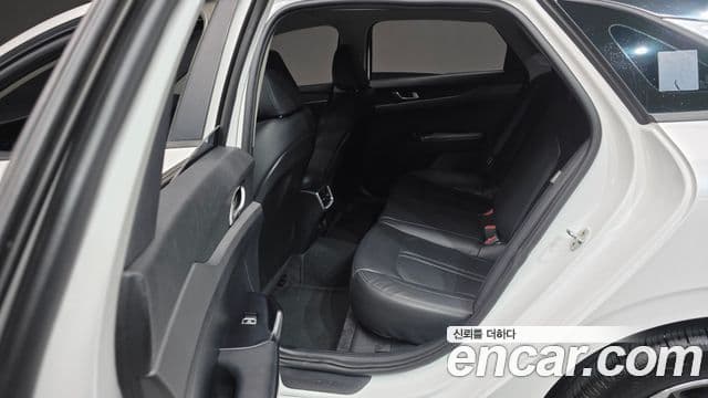 Kia K5 2021 — фото 18 из 20