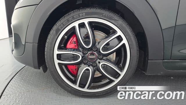 Mini Cooper S 2020 — фото 4 из 20