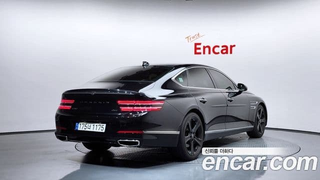 Genesis Electrified G80 2021 — фото 2 из 20