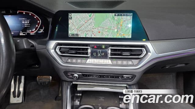 BMW 4 Series 2021 — ფოტო 14/20