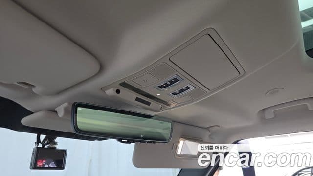 Land Rover Defender 2020 — Фото 17/20