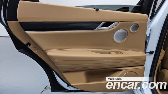 Genesis G80 2024 — Şəkil 8/39