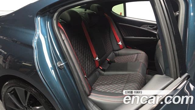 Genesis G70 2022 — фото 12 из 20
